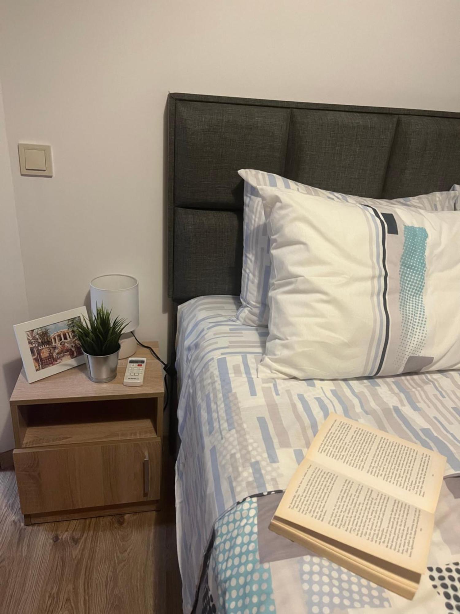 Azzurro Premium Apartment On Bulevard Bogoridi 부르가스 외부 사진