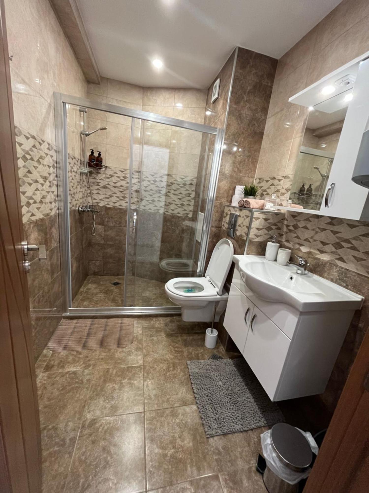Azzurro Premium Apartment On Bulevard Bogoridi 부르가스 외부 사진